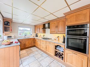 Photo 18- click for photo gallery